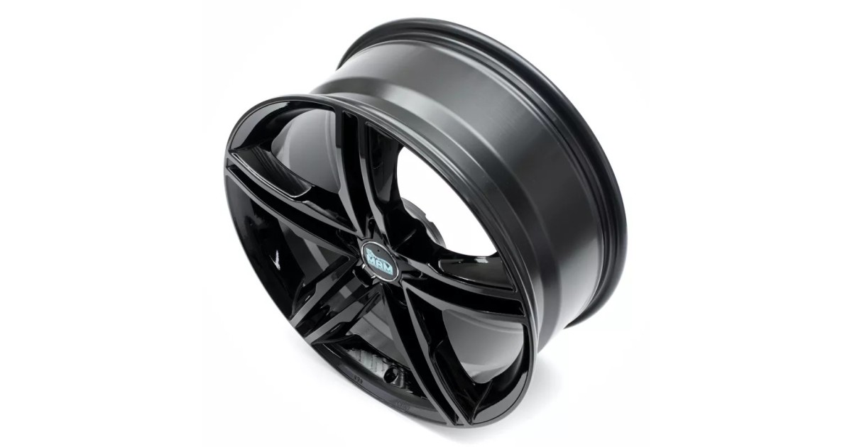 MAM A1 BLACK PAINTED 8x18 5/112 ET44 Alésage 66,6