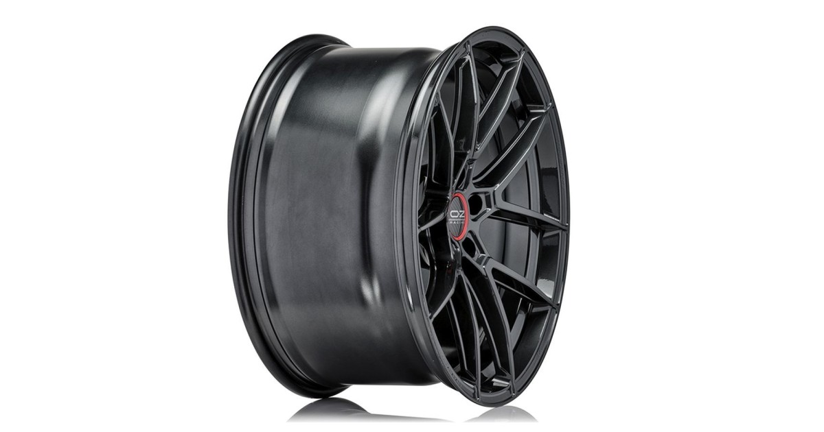 Jante ALU  OZ Estrema GT HLT Hyper Titanium, 9.5X20 5/112 ET10, Alésage 75