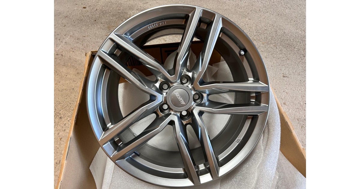 Jante ALU, Alutec IKENU /MG metal-grey (Carbone, Gris) 6.5X16 5/112 ET50, Alésage 57.1