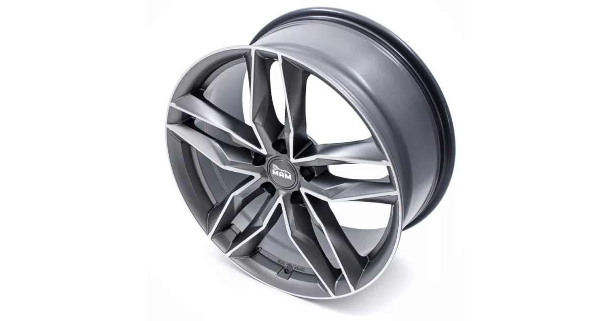 MAM RS3 MATT PALLADIUM FRONT POLISH 8x18 5/ 112 ET45 , Alésage 66,6