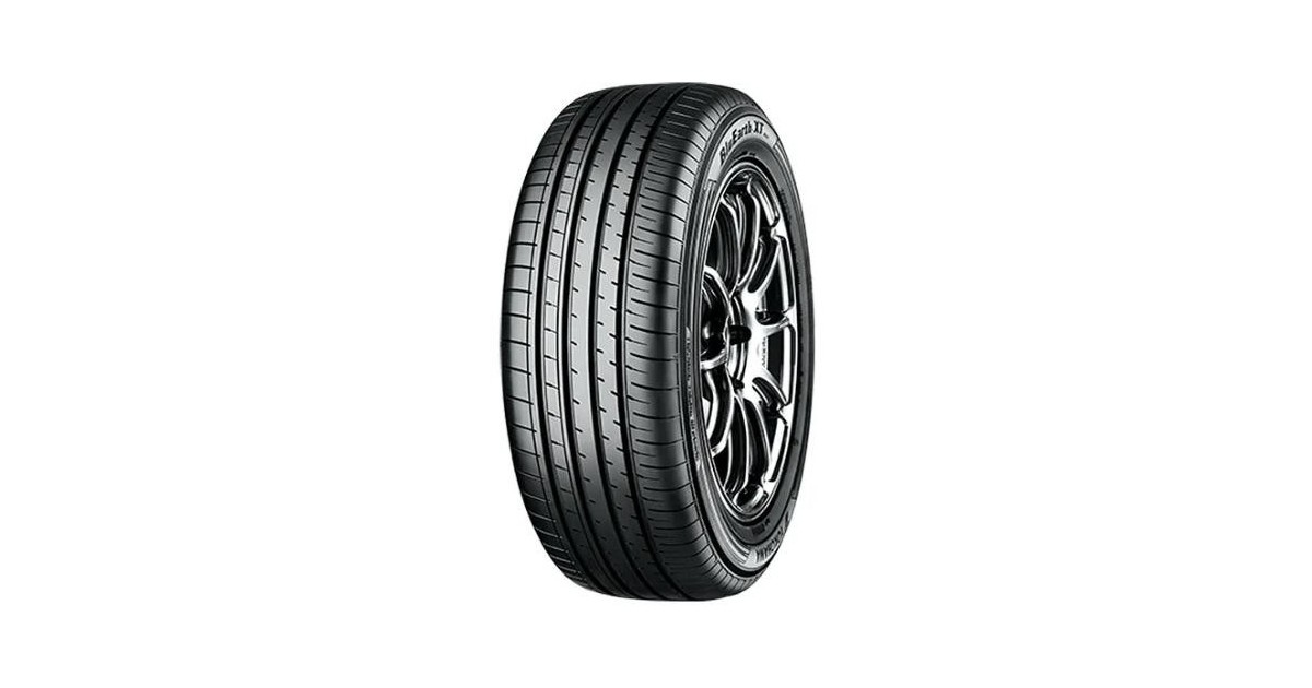 Pneu YOKOHAMA BLUEARTH-XT AE61 235/55/17 99 H